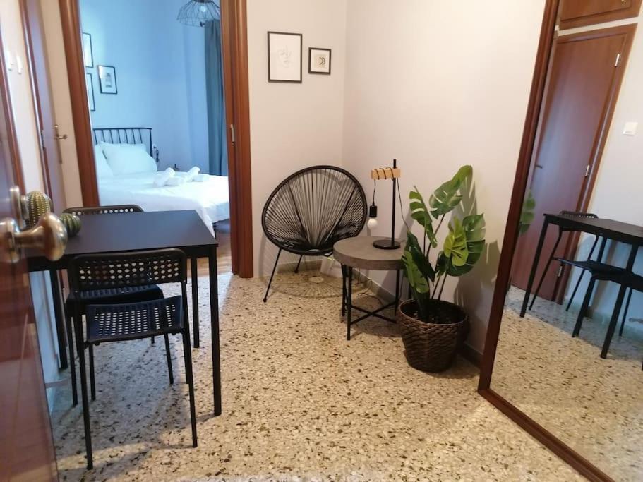 Minimal Studio Varnava Square - Kallimarmaro Area Athens Ngoại thất bức ảnh